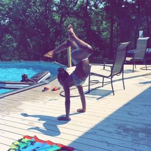 Meet your Posher, Christella